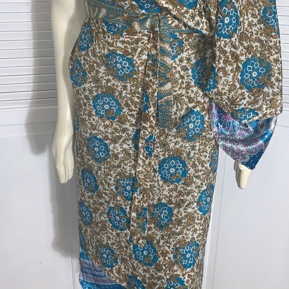 Earthbound 100% Silk Blue Floral Paisley Double Layered Sari Wrap Skirt Dress On - Picture 9 of 14